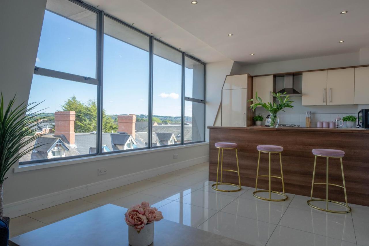 Rooftop Apartment At Queens Beautiful Views Belfast Exteriér fotografie